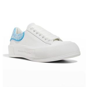 Alexander McQueen Oversized
Sneakers Optic White & Blue SIZE 39/9